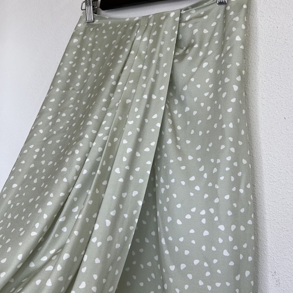 Vince Drape Silk Blend Skirt in Stone Dot Size 0 NWT - Picture 6 of 6